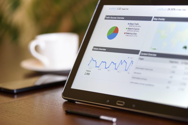 Digital marketing, technology, notebook — Get Professional Window Installation in Fort Lauderdale