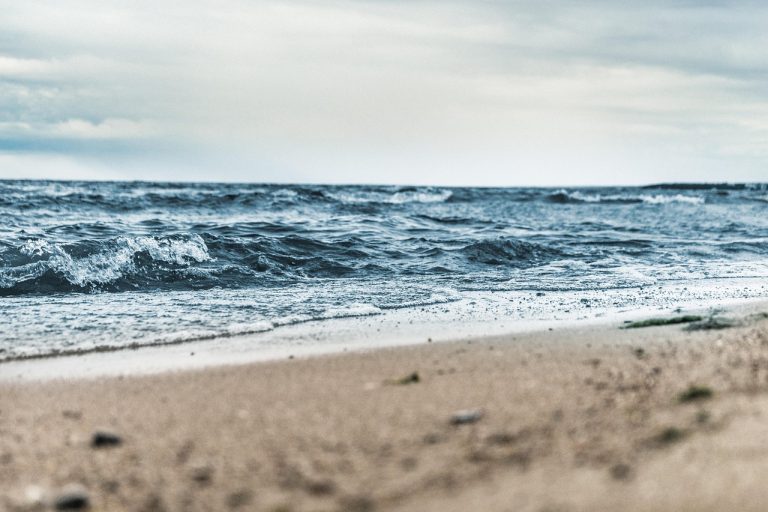 Beach, sand, sea — Luxury Surf Resort Getaways: Exclusive Waves & Boutique Comfort